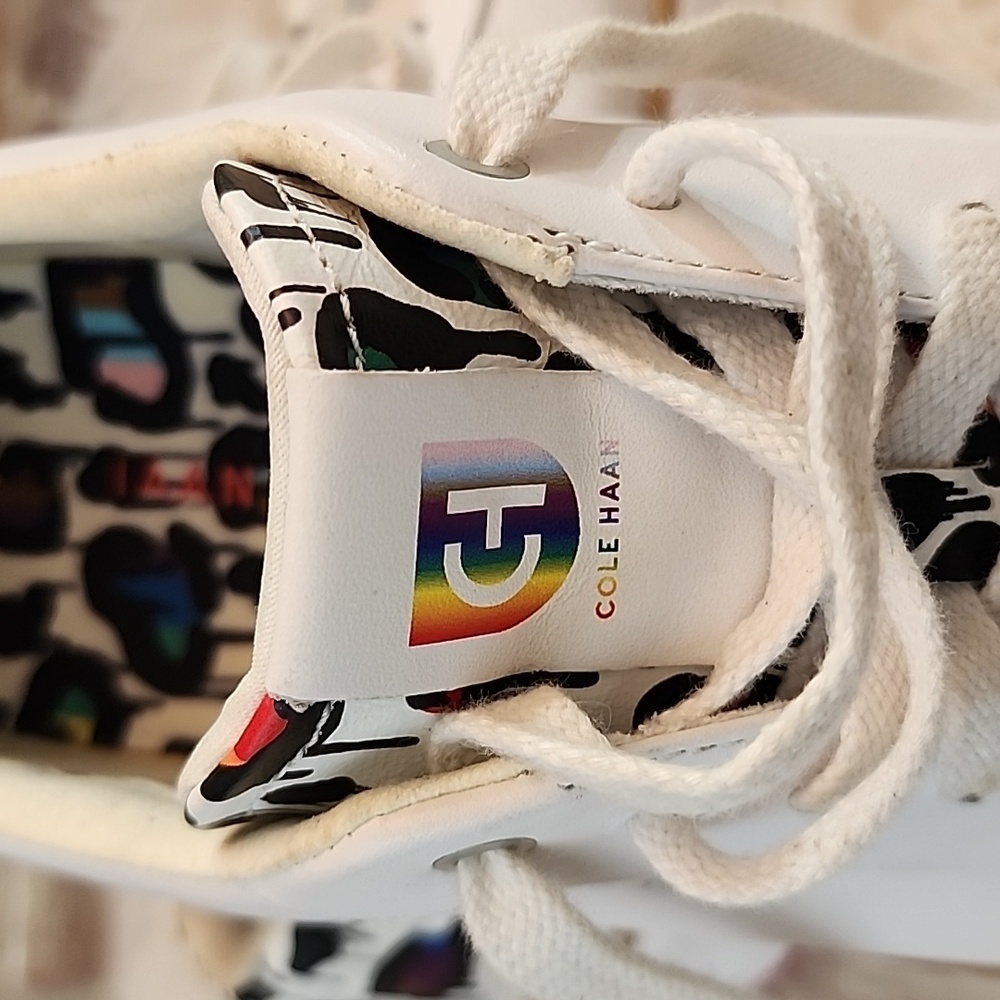 Cole Haan Women's GrandPro Topspin Sneakers White/Graffiti, Size 9B - Picture 12 of 17